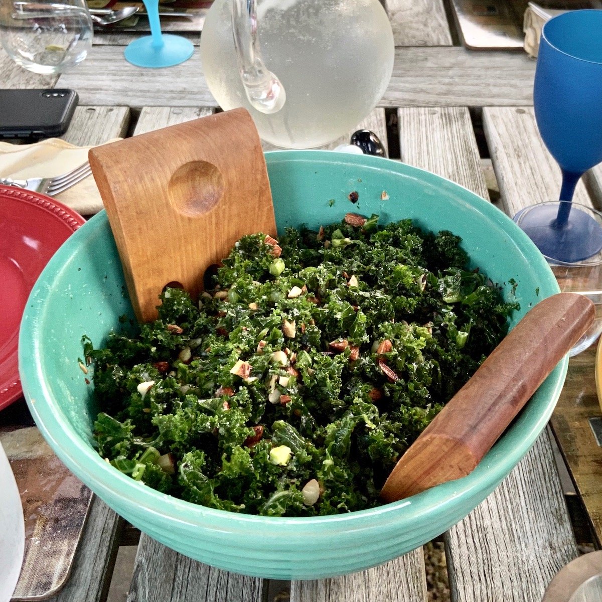 Kale Salad with Lemon and Garlic Dressing Recipe