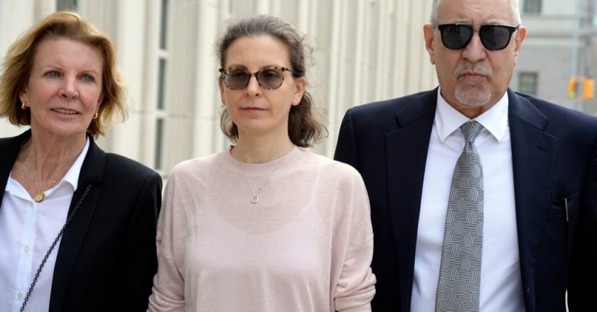 Clare Bronfman Is Sentenced to 81 Months in Nxivm ‘Sex Cult’ Case – The New York Times