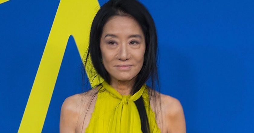 Vera Wang flaunts incredible figure in sports bra and leggings ahead of 71st birthday – Fox News