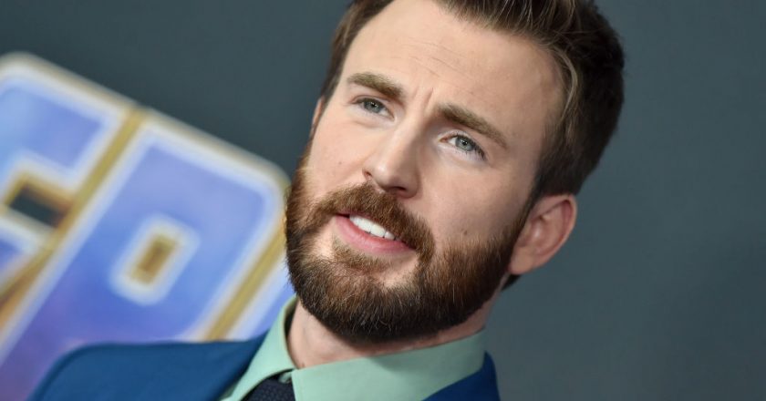 Why Chris Evans Says Playing Captain America Made Him Feel Bad About Himself – Showbiz Cheat Sheet