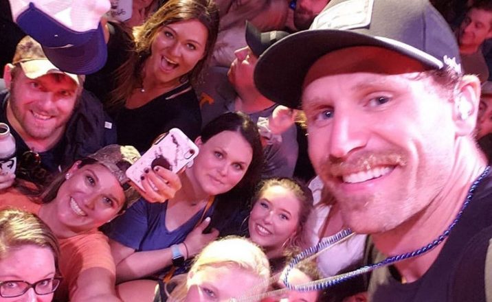 Country singer Chase Rice slammed for holding concert with hundreds of maskless fans – New York Post