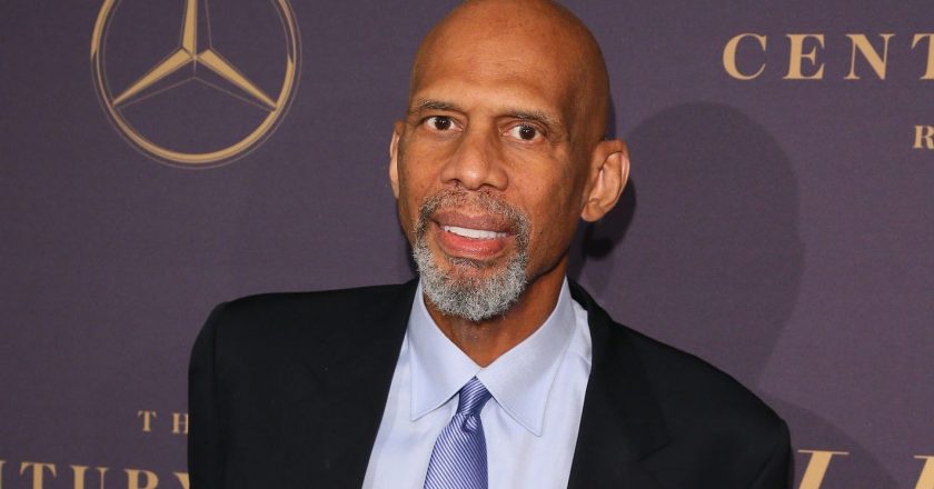 Kareem Abdul-Jabbar calls out anti-Semitism in sports, Hollywood: Perpetuates racism – USA TODAY