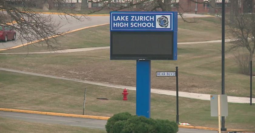 36 students from Lake Zurich High School test positive for COVID-19 – WGN TV Chicago