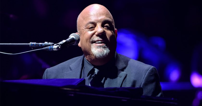 Billy Joel Saw a Sidewalk Piano, So Of Course He Played It – Billboard