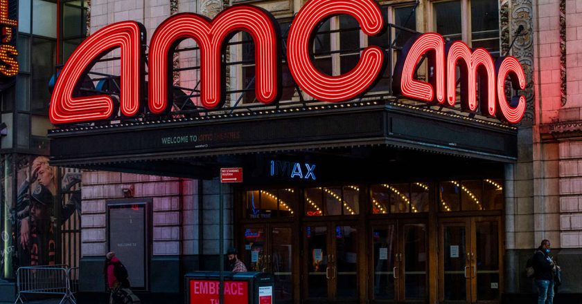 AMC Theatres Sets New 2020 Re-Opening Window – GameSpot