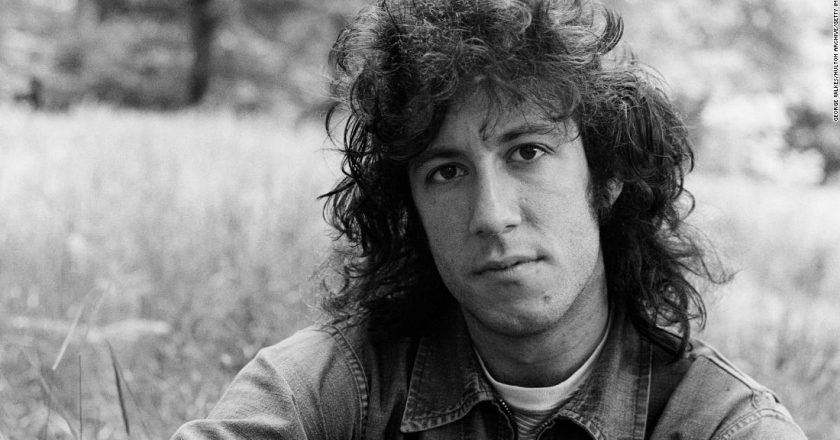 Fleetwood Mac founder Peter Green dies at 73 – CNN