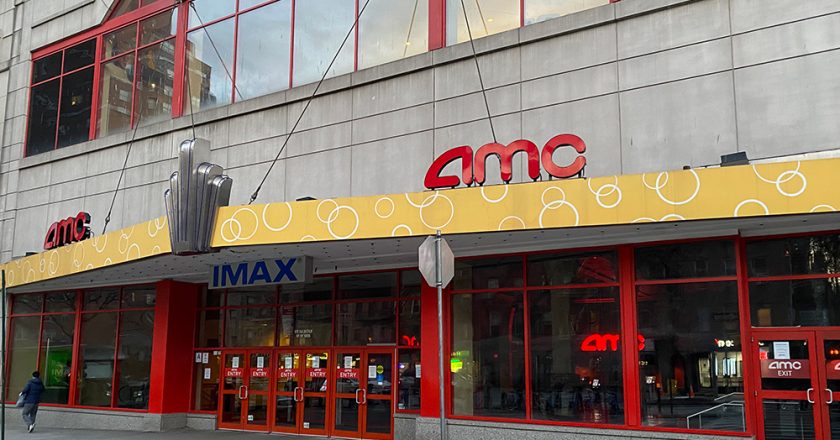 Universal, AMC Theatres Forge Historic Deal Allowing Theatrical Releases to Debut on Premium VOD Early – Variety