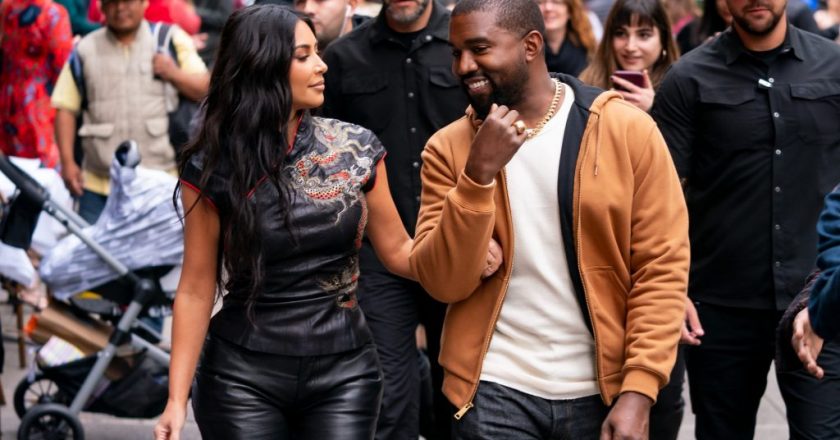 Kim Kardashian Doesnt Owe Anyone an Explanation About Kanye West – Showbiz Cheat Sheet