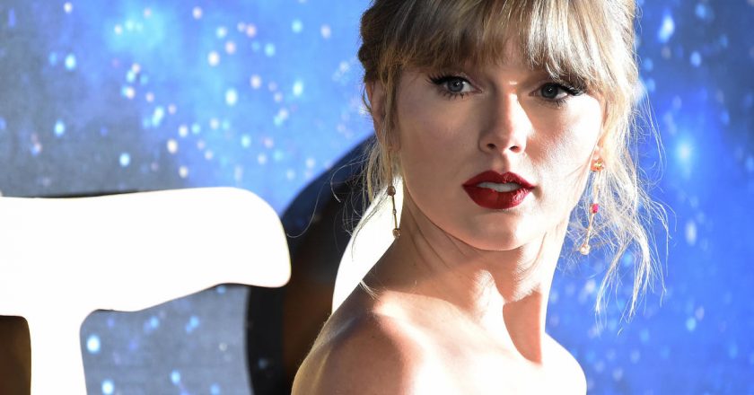 Taylor Swift pledges donation to Black business owner after shes accused of ripping off design for “Folklore” merchandise – CBS News