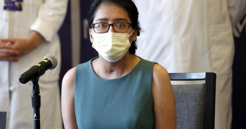 Young coronavirus survivor says she couldnt recognize her body after double lung transplant – CBS News