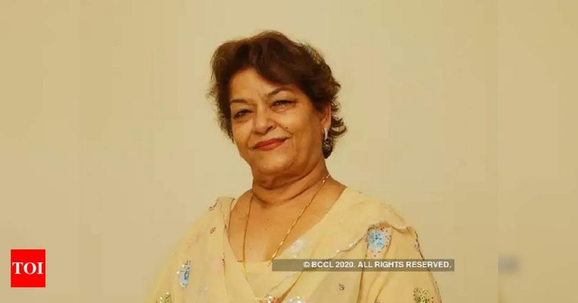 Throwback: Not Madhuri Dixit but Saroj Khan was all praise for THIS actors dancing skills; find out – Times of India