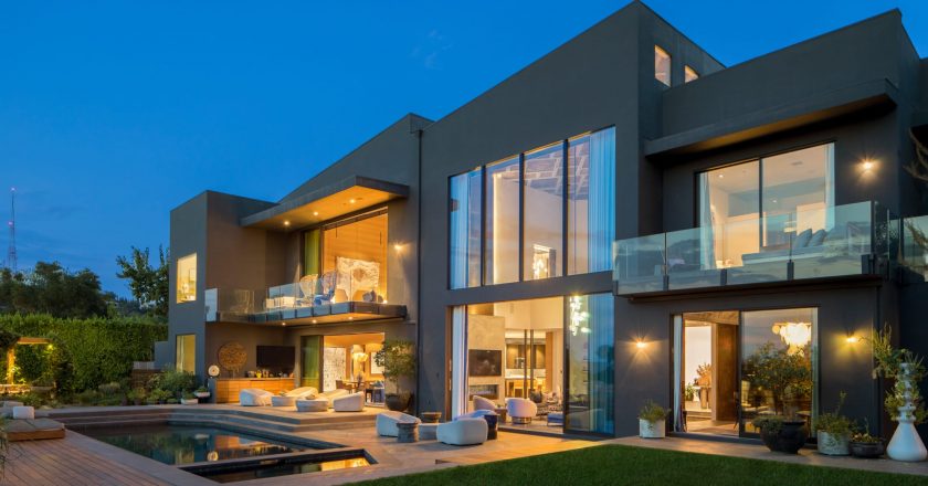 John Legend and Chrissy Teigen are selling their Beverly Hills mansion for $24 million — look inside – CNBC