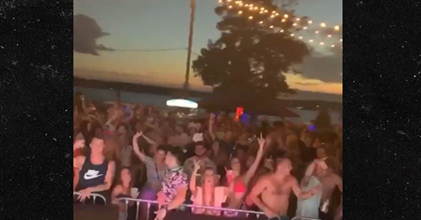 Lake of the Ozarks Throws EDM Party with No Masks or Social Distancing – TMZ