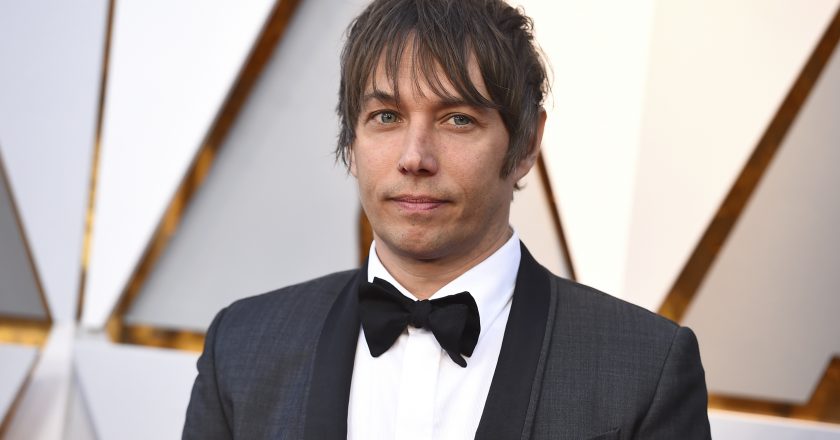 Sean Baker Not Making Bella Thorne Doc, Advised Her Not to Hurt OnlyFans Sex Workers – IndieWire