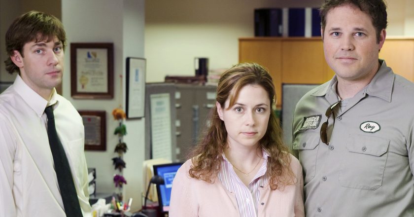 The Office: Jenna Fischers Pam and Roy Theory Is Wild, But We Could Totally See It Happening at the Time – Showbiz Cheat Sheet