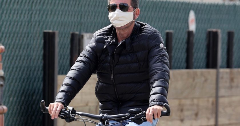 Simon Cowell almost paralyzed, left wheelchair-bound in electric bike crash – Page Six