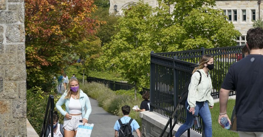 Gov. Baker pushes flu shots; courts plan for jury trials – Associated Press