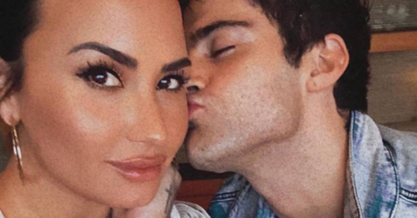 Max Ehrich Reveals More Details About How He Learned Of Demi Lovato Split – E! NEWS