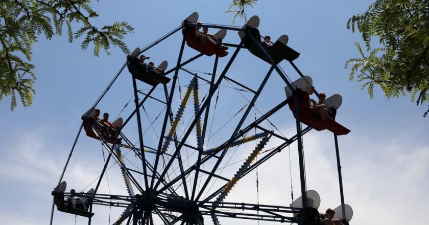 Carnival in Bellefontaine Neighbors shut down by St. Louis County Health Department – STLtoday.com