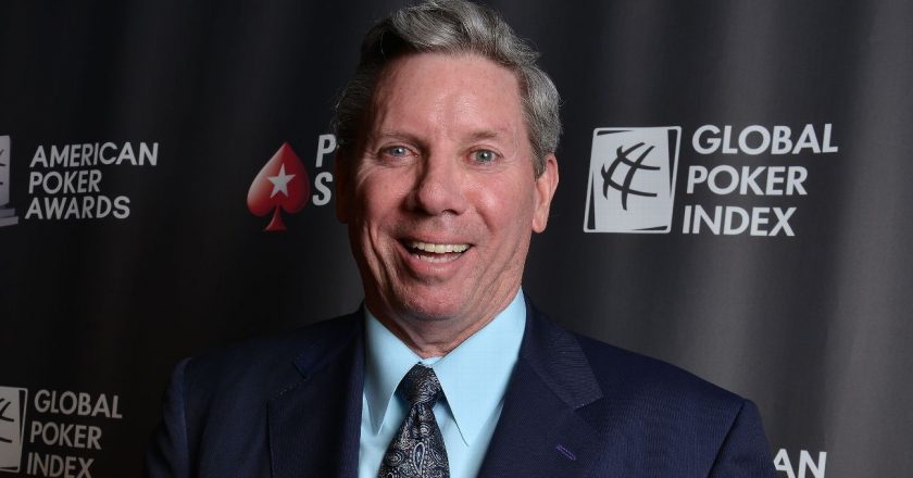 Commentator, Poker Hall of Famer Mike Sexton dies at age 72 – ESPN