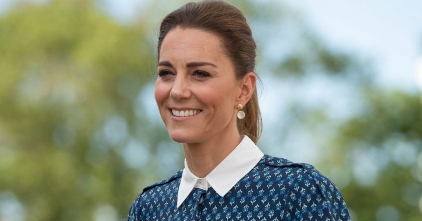 Kate Middletons $13 Zoom Dress Is Affordable and Nails a Big Fall Trend – Showbiz Cheat Sheet