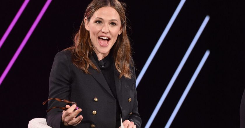 Jennifer Garner reacts to fan speculating shes pregnant – Fox News