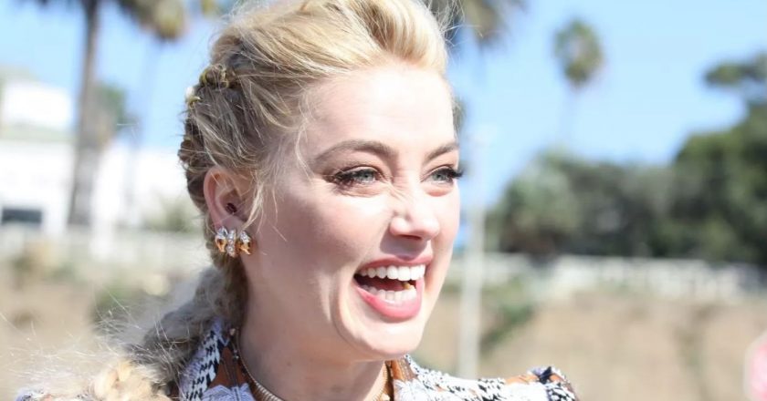 Amber Heard Hikes LA Braless After Showing Nipples Backlash – The Blast