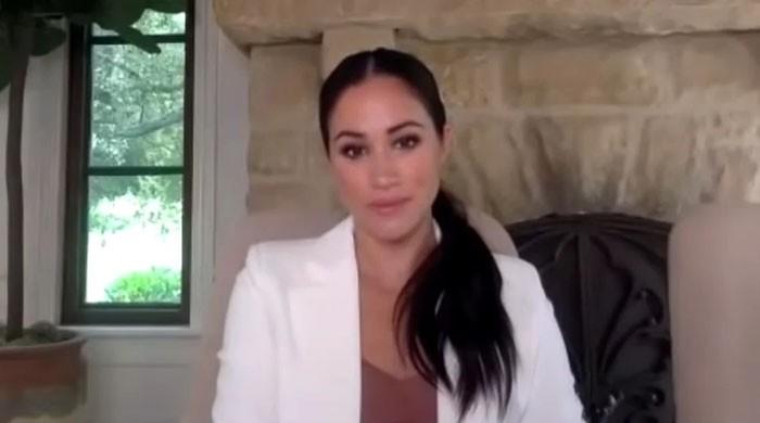 Meghan Markle flaunts her elegance in white blazer during video conference from new mansion – The News International