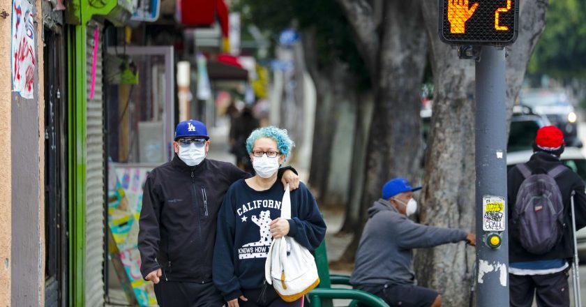 L.A. County officials hold coronavirus briefing as number of daily hospitalizations continues to decline – KTLA Los Angeles