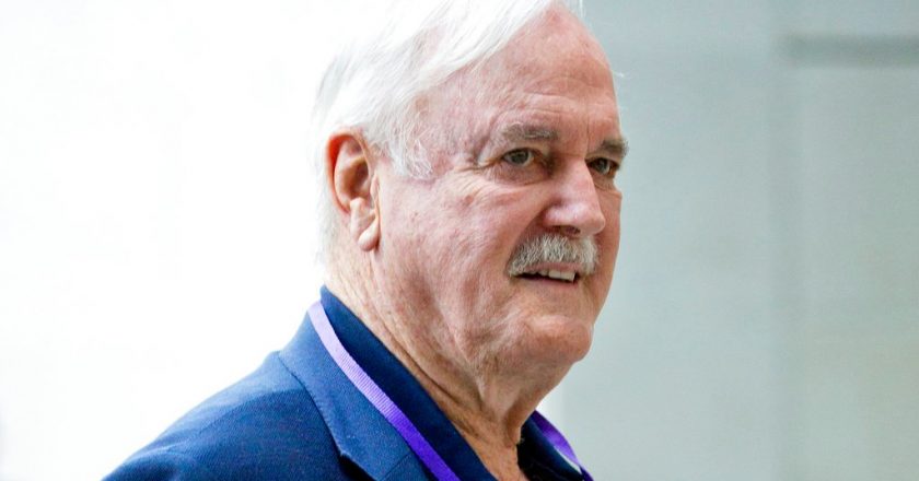 John Cleese Sparks Backlash Over Transphobic Tweets in Defense of J.K. Rowling – Variety