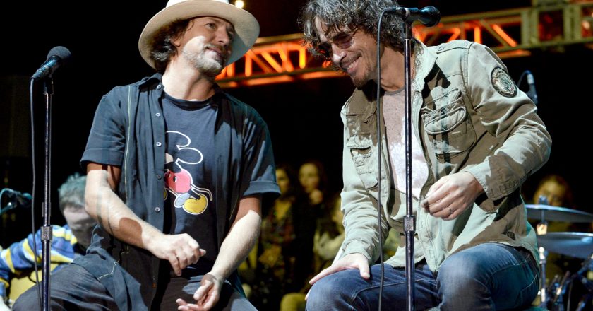 Eddie Vedder opens up on the loss of Chris Cornell: “I still haven’t quite dealt with it” – NME