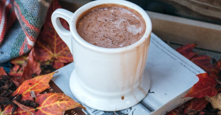 Can Drinking Cocoa Make You Smarter? Cocoa Flavanols Found to Boost Brain Oxygenation and Cognition – SciTechDaily