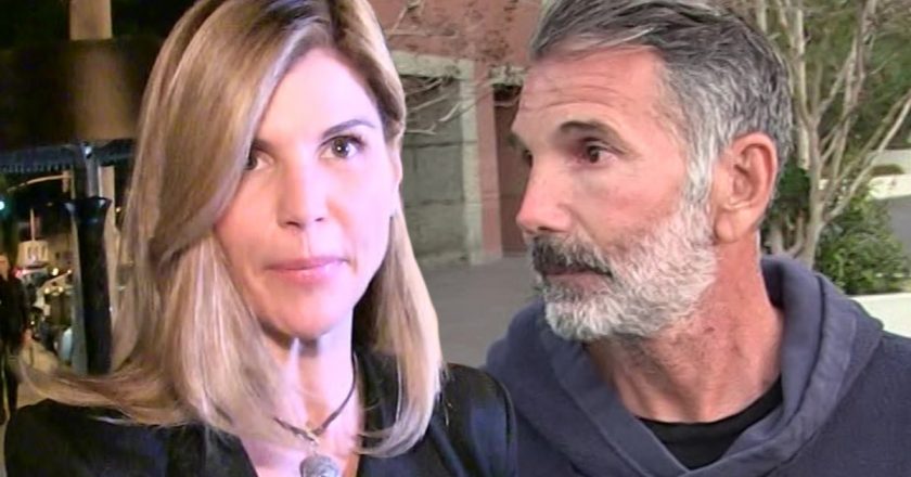 Lori Loughlin, Hubby Mossimo Pay Fines in College Admissions Bribery Case – TMZ