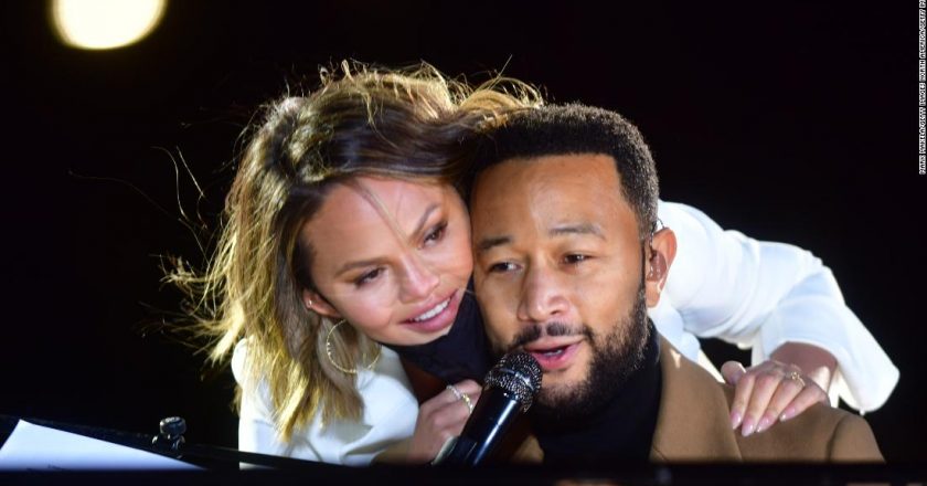 John Legend and Chrissy Teigen give their kids an early lesson in citizenship – CNN