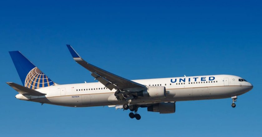 United Airlines is flying Pfizer COVID-19 vaccine to distribution hubs – Business Insider – Business Insider