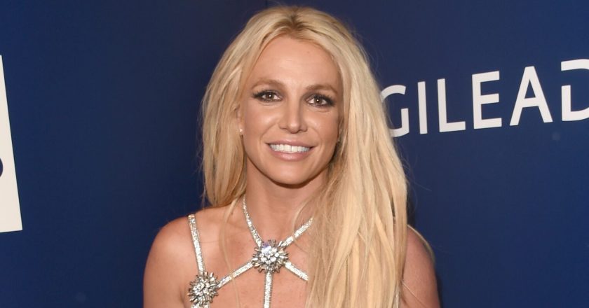 Britney Spears afraid of father Jamie, wont perform while he controls her career, lawyer alleges – Fox News