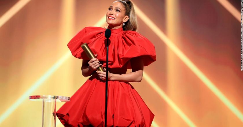 Jennifer Lopez says 2020 taught her what matters most during E! Peoples Choice Award speech – CNN