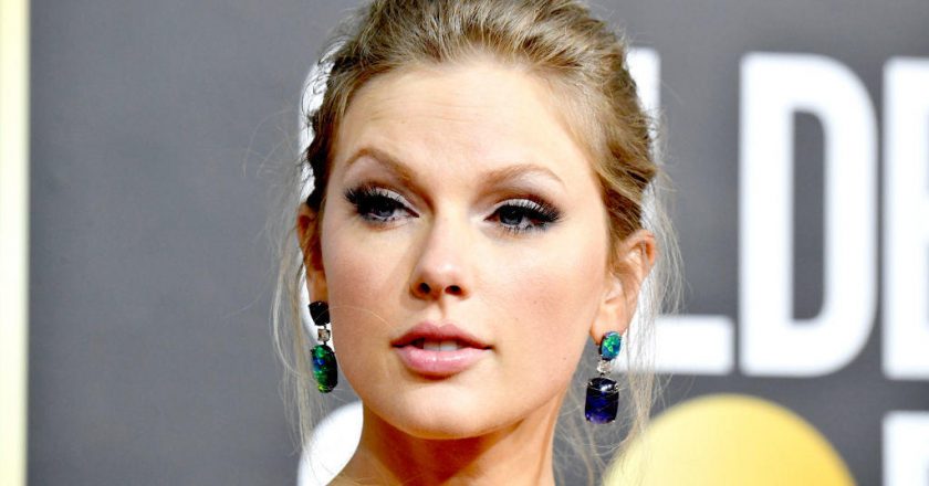 Taylor Swift says back catalog sold by Scooter Braun without her knowledge – CBS News