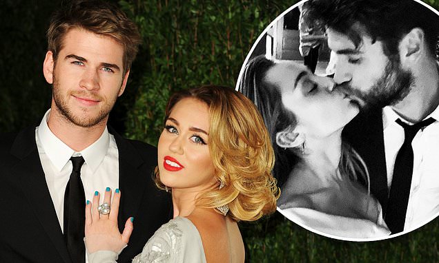 Miley Cyrus says she still loves ex-husband Liam Hemsworth very, very, very much – Daily Mail