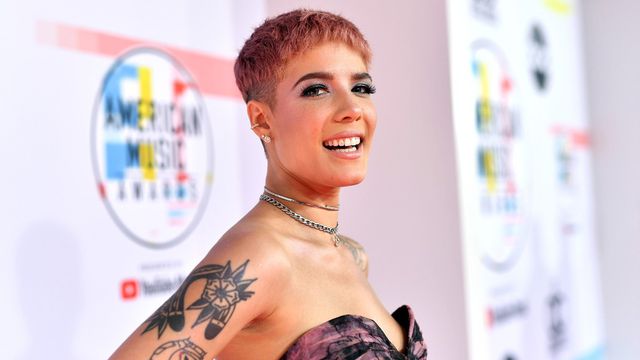 Halsey issues apology after posting eating disorder pic without sufficient warning – Fox News