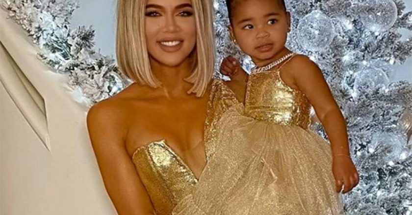 True Thompson Looks So Grown Up in Khloe Kardashians Adorable New Pic – E! NEWS