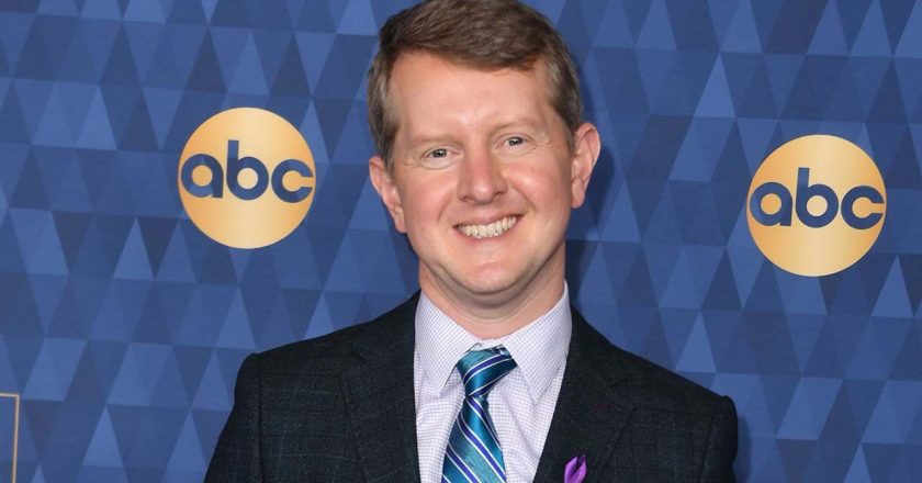 Jeopardy! star Ken Jennings apologizes for insensitive tweets — including one about Barron Trump – Fox News