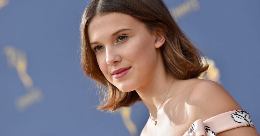 Millie Bobby Brown says fame is still overwhelming as she tearfully recalls uncomfortable fan encounter – Fox News