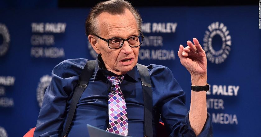 Larry King has been hospitalized with Covid-19 – CNN