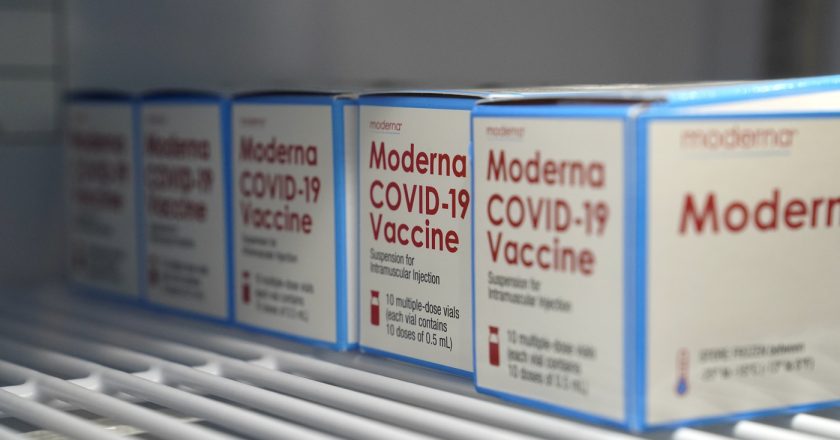 4400 Moderna Vaccine Doses Not Kept Cold Enough May Be Unusable – NPR