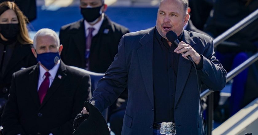 Garth Brooks Revealed How Lady Gaga “Saved” Him at the Inauguration – Best Life