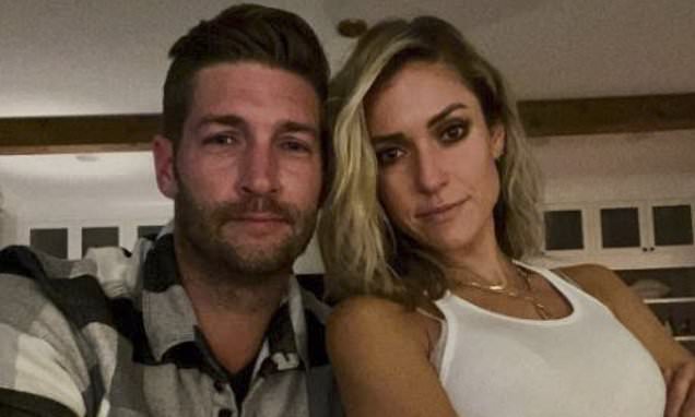 Kristin Cavallari and ex Jay Cutler cryptically both share same Instagram selfie together – Daily Mail