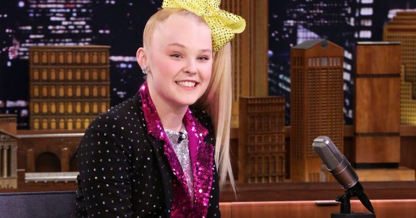 JoJo Siwa Opens Up About Her Personal Life: Im Really, Really Happy – Billboard