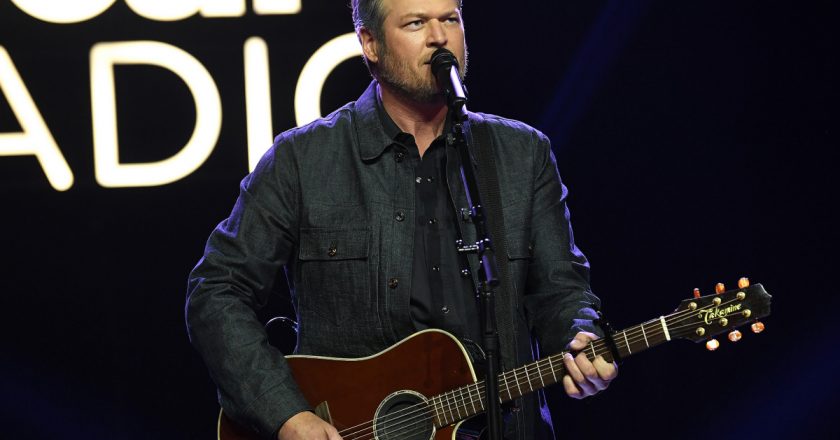 Blake Shelton faces backlash over new song Minimum Wage – Page Six