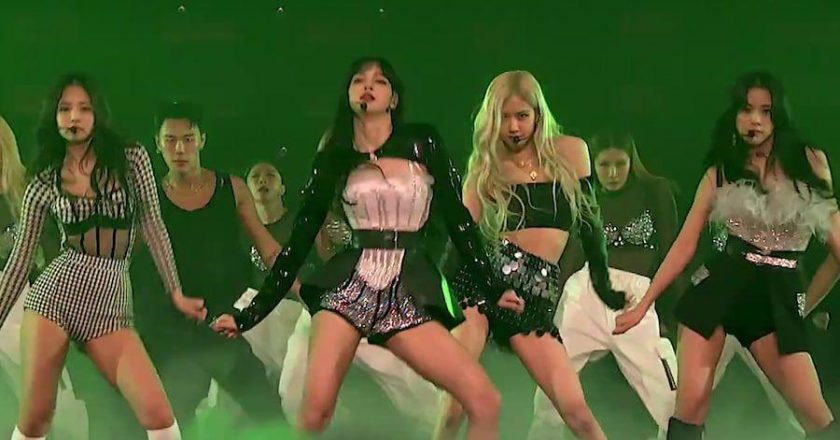 Watch: BLACKPINK Performs “Pretty Savage” On “The Late Late Show With James Corden” Ahead Of Online Concert – soompi